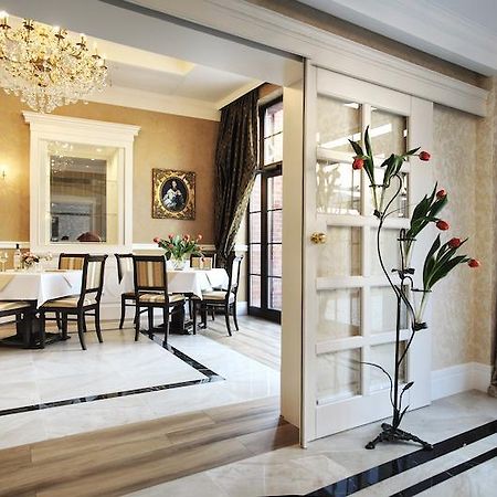 Hotel Kopernik Цехоцинек Экстерьер фото