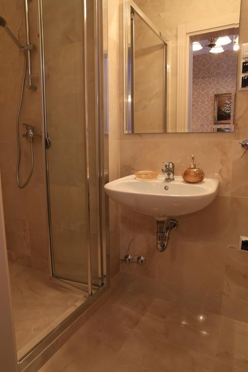 Hotel Kopernik Цехоцинек Номер фото