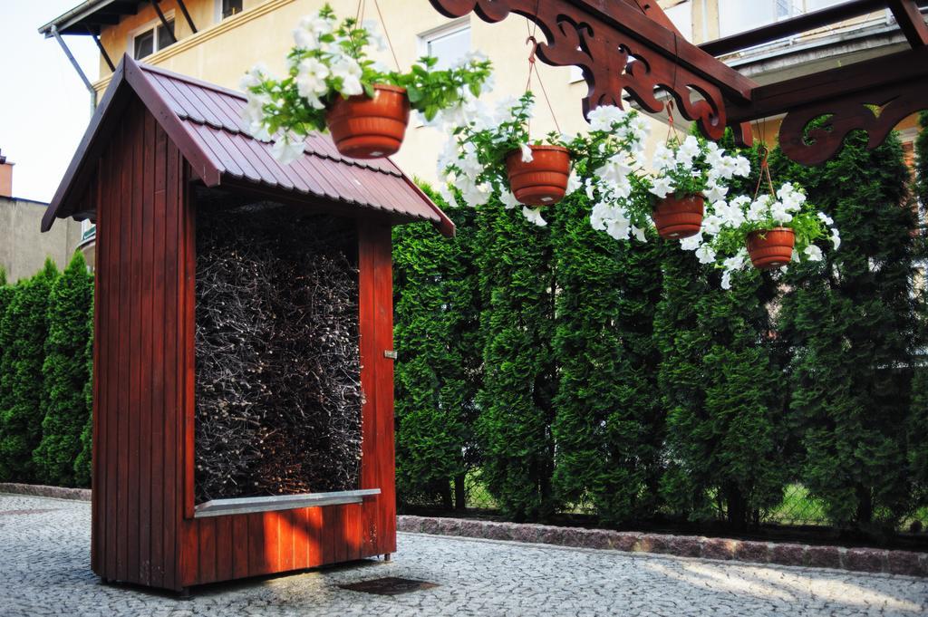 Hotel Kopernik Цехоцинек Экстерьер фото